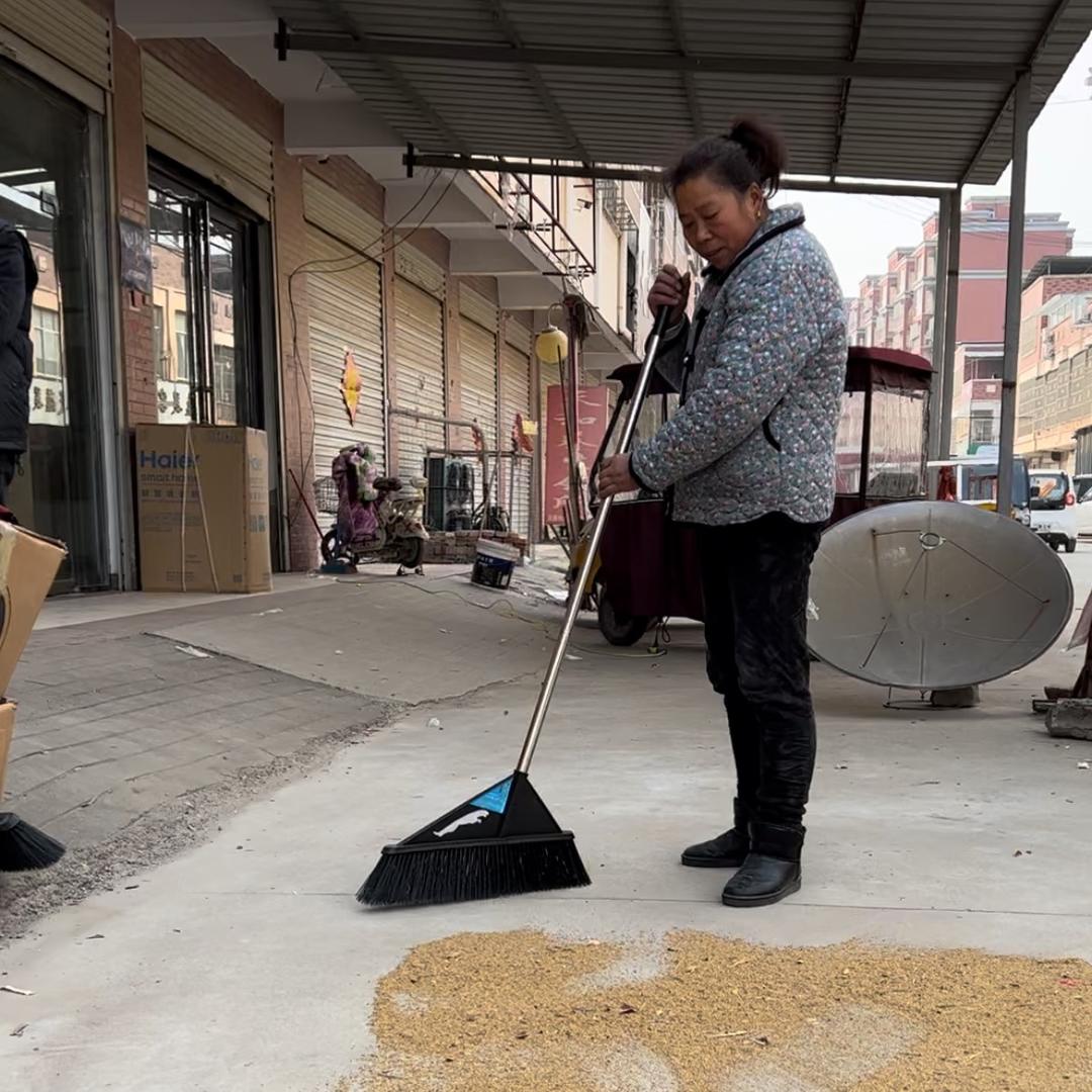 工厂店大扫把