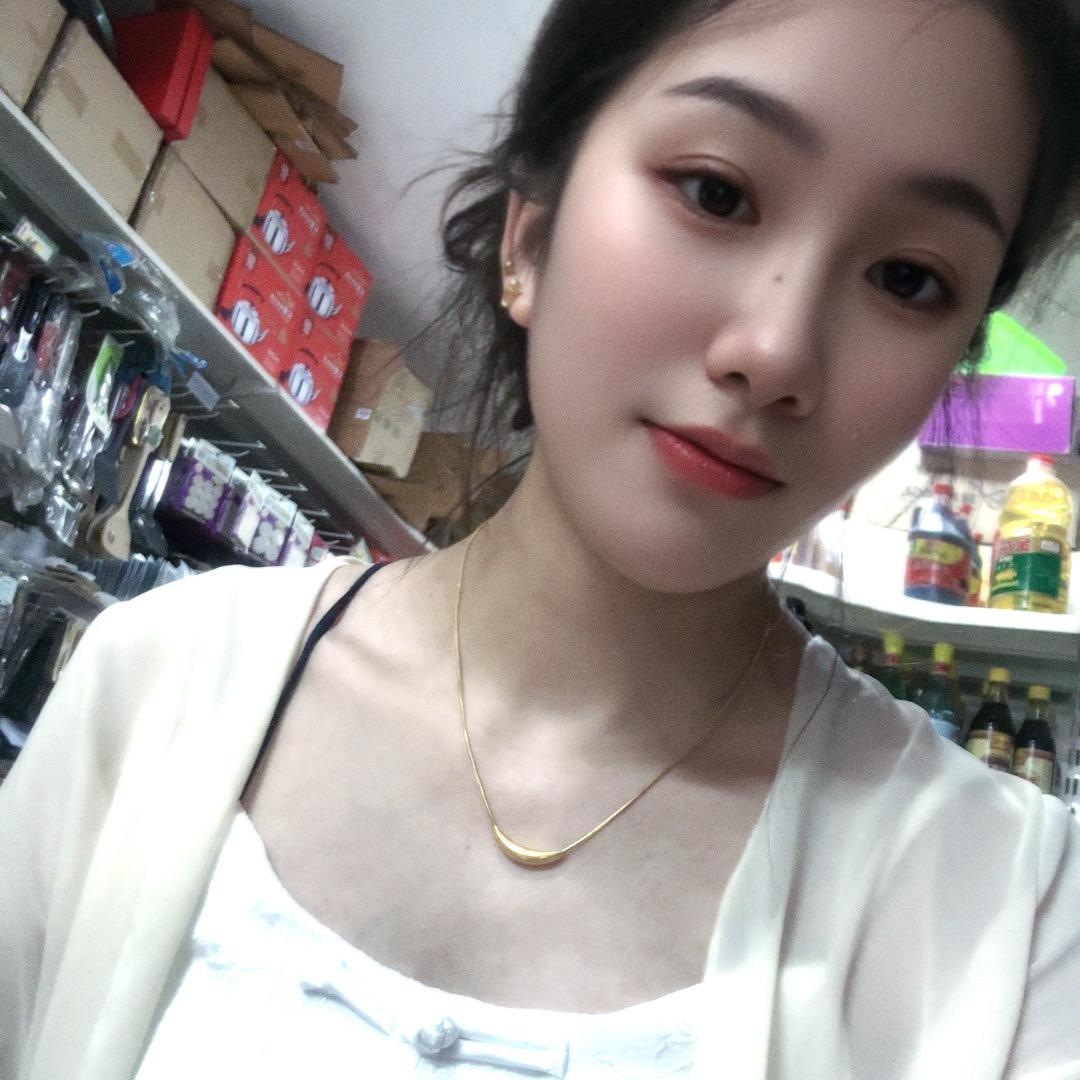 小柚柚🥰