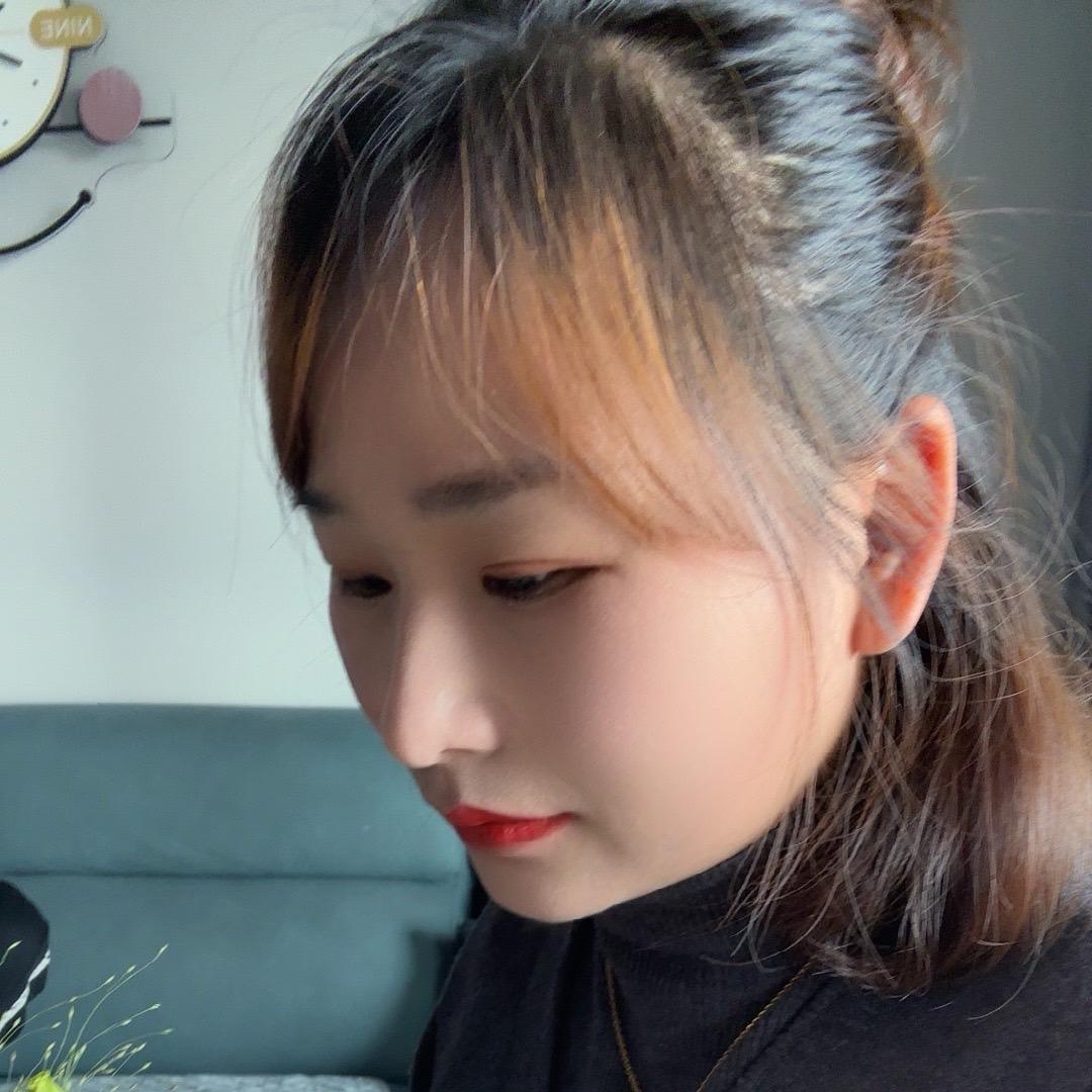 新能源货车租售～伟姐