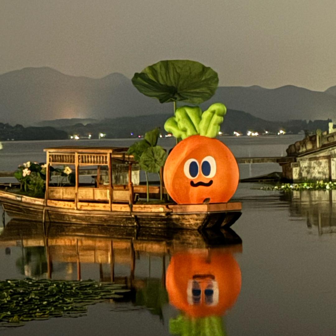 旺仔和小馒头的跟屁虫
