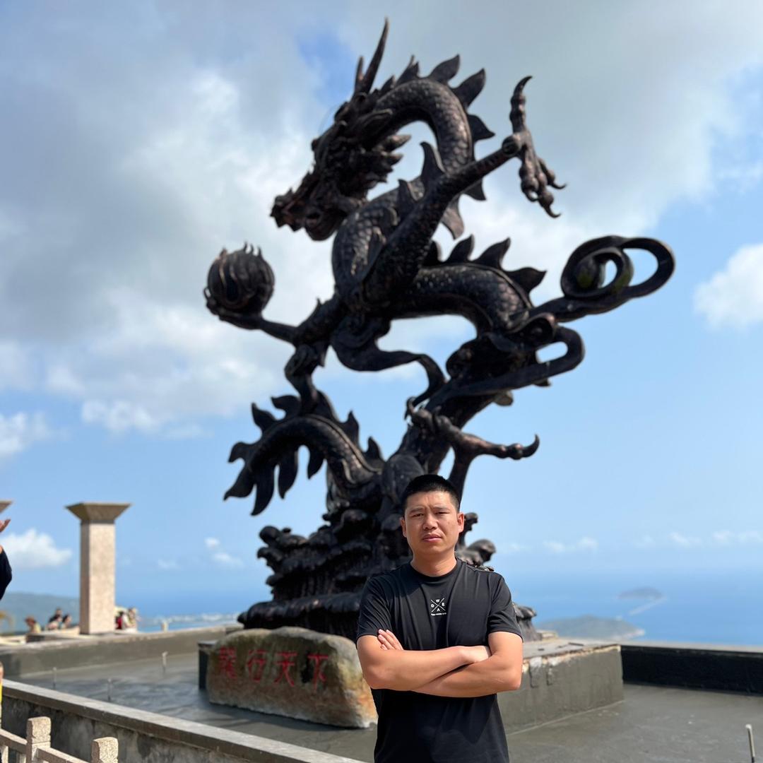 新疆沙湾卖房的白杰