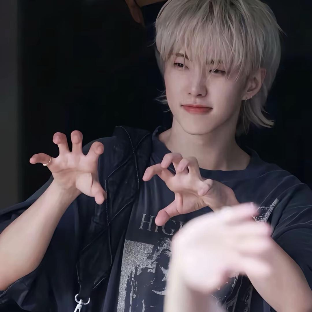 LIL QING