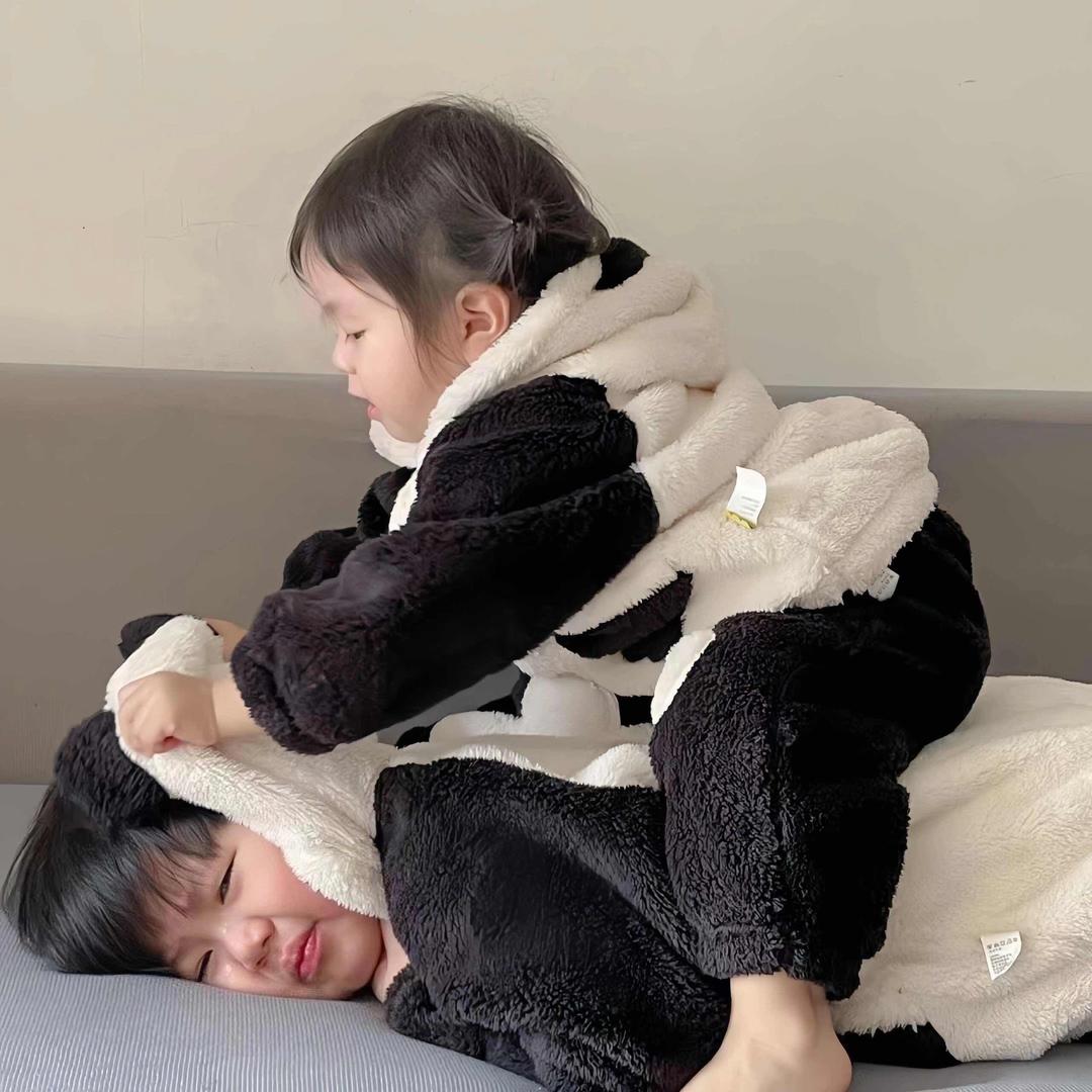 䨮