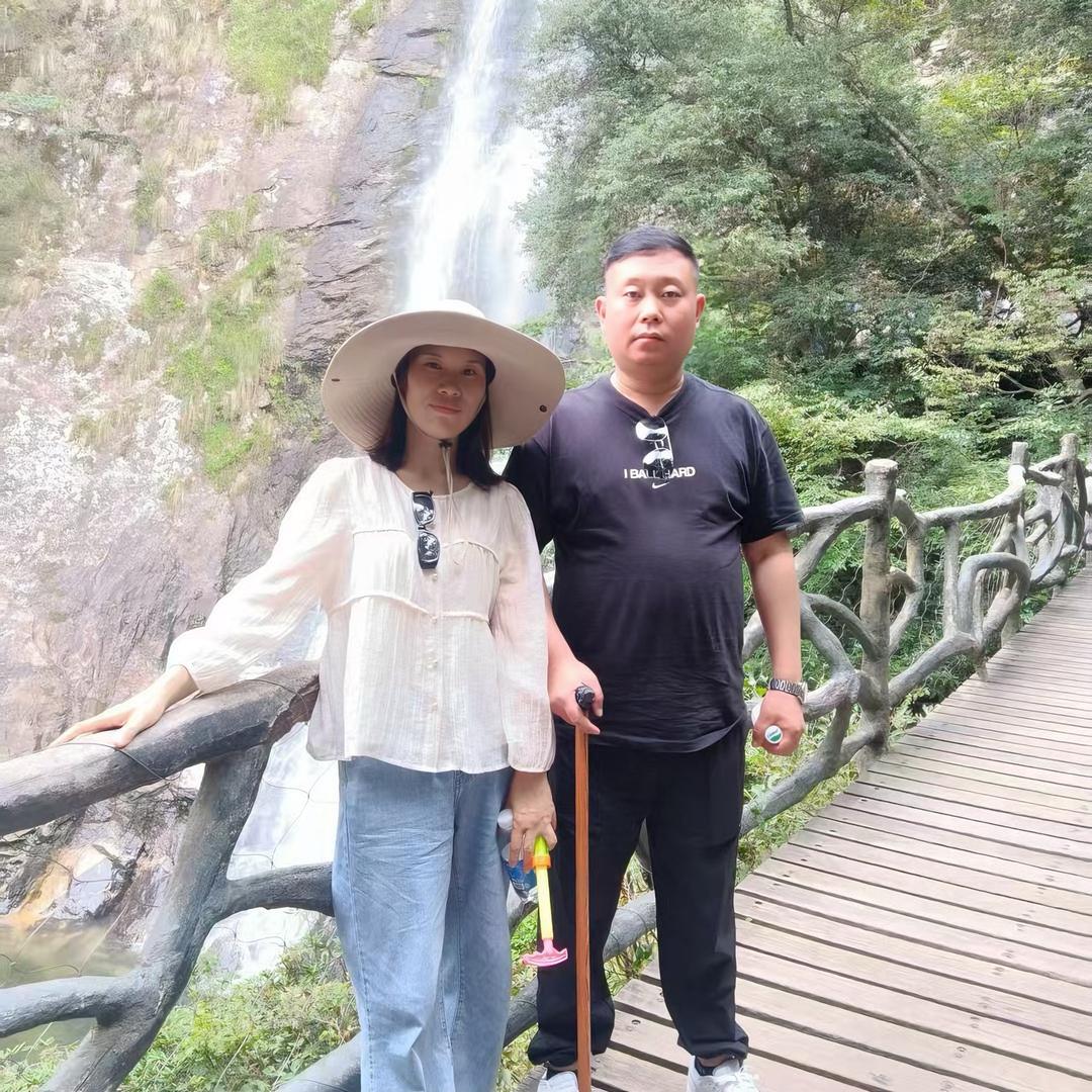 静静与苏苏