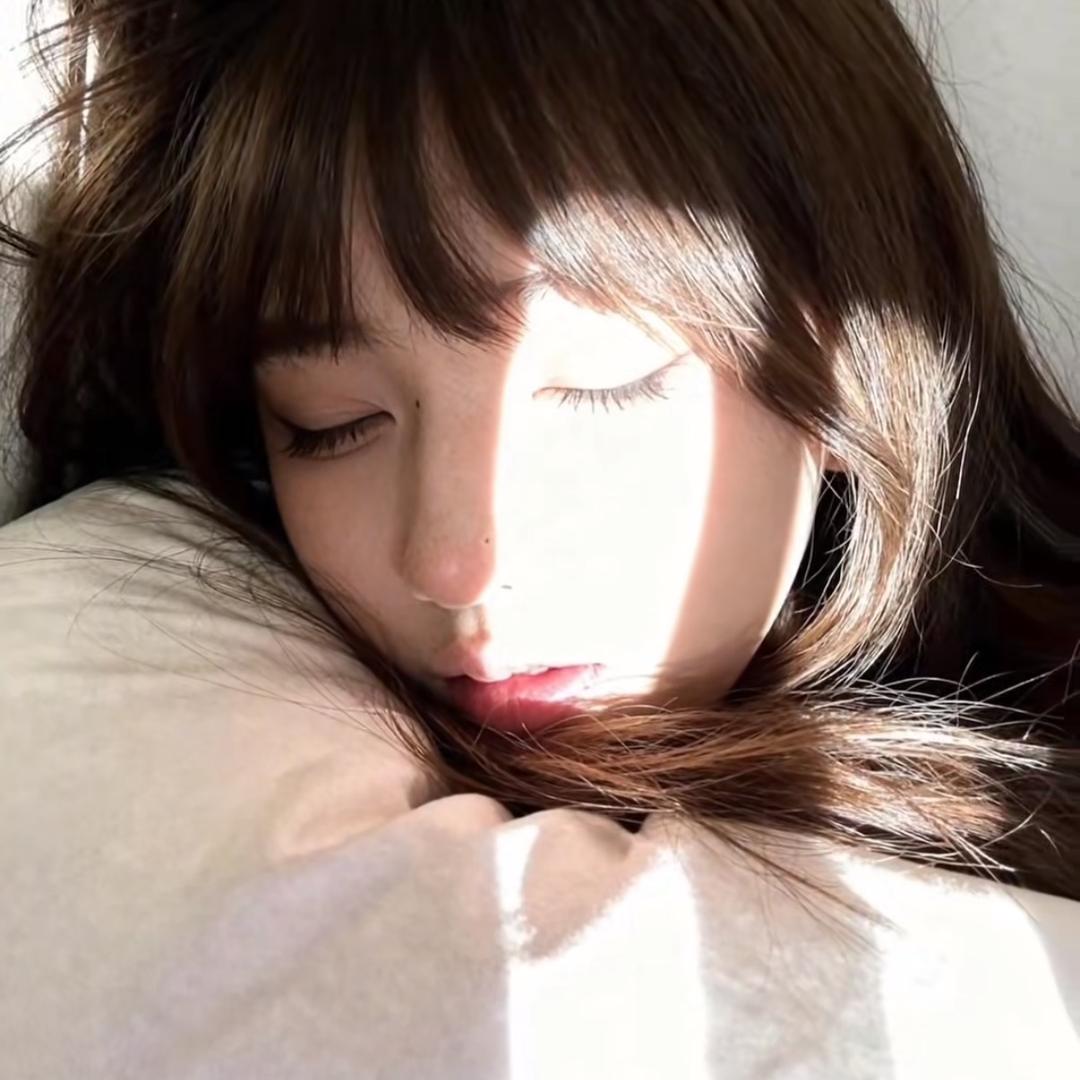 77雯