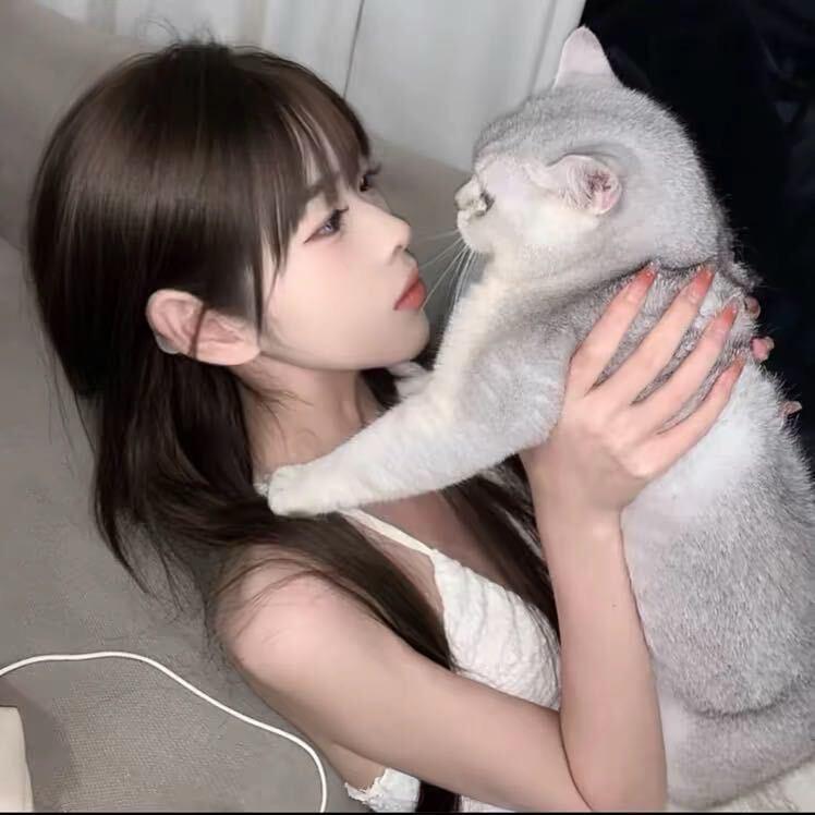 皇冠^-^