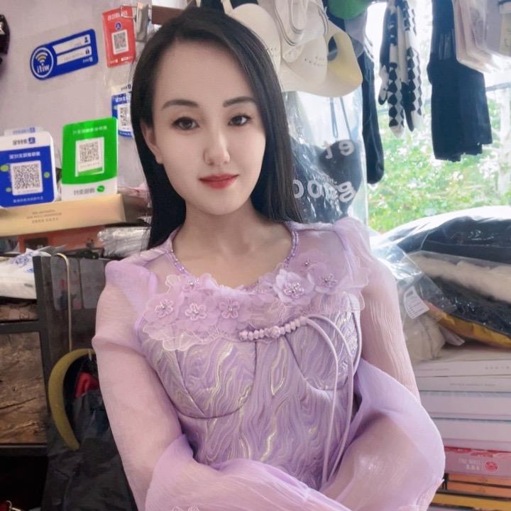 “王大美”女装