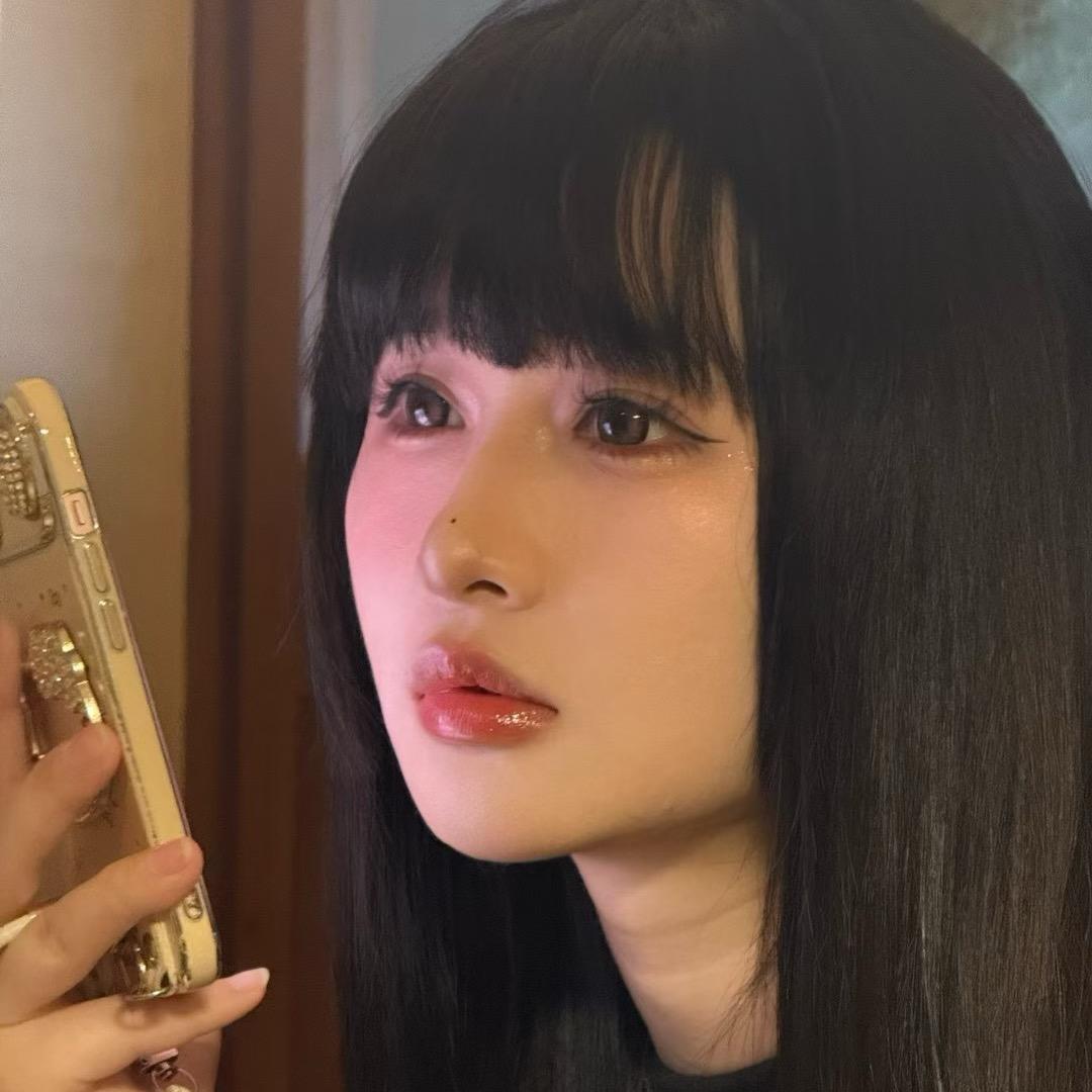 舒舒😋