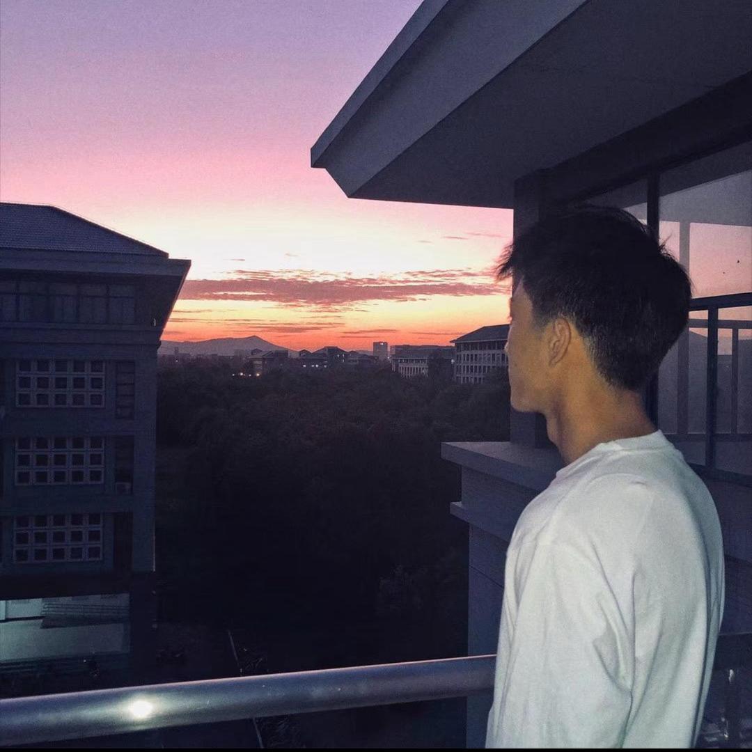 与晨,🔅