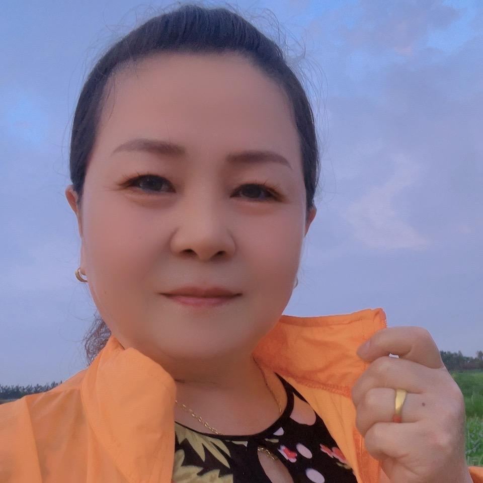 满桌子