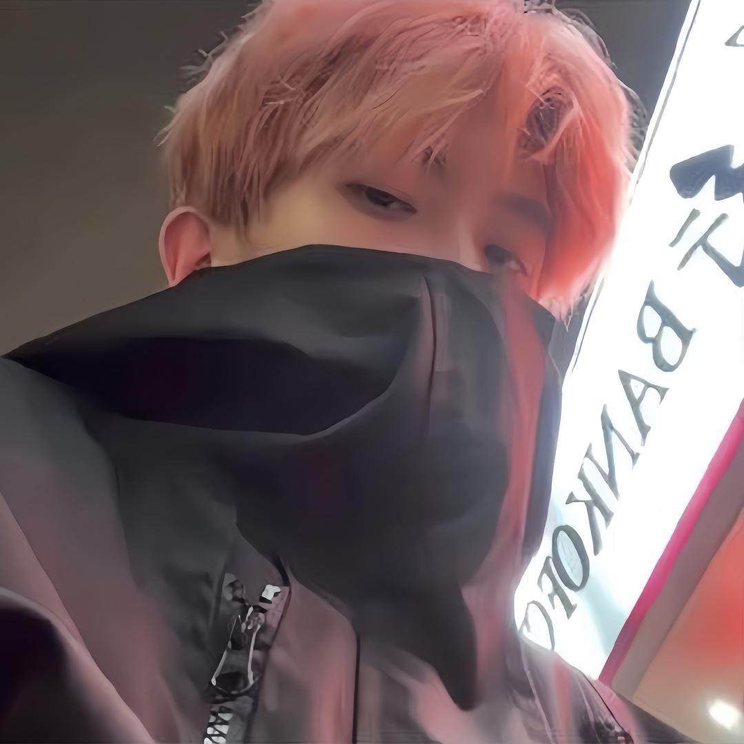 CHEN𝓈𝒾𝓇 💜💛