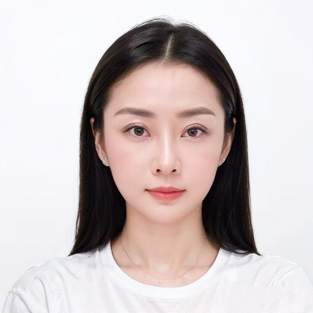 英子