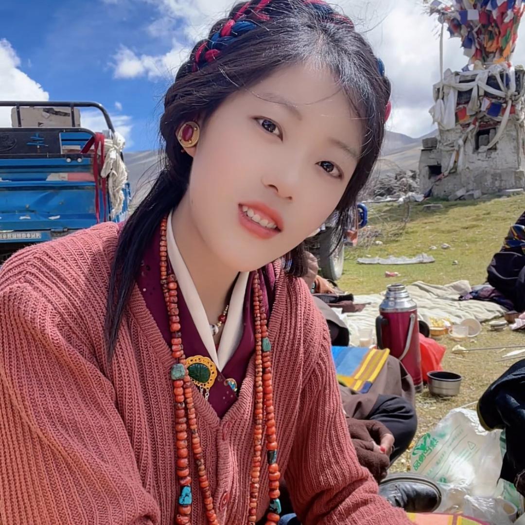 ☘️藏女🌺女次☘️