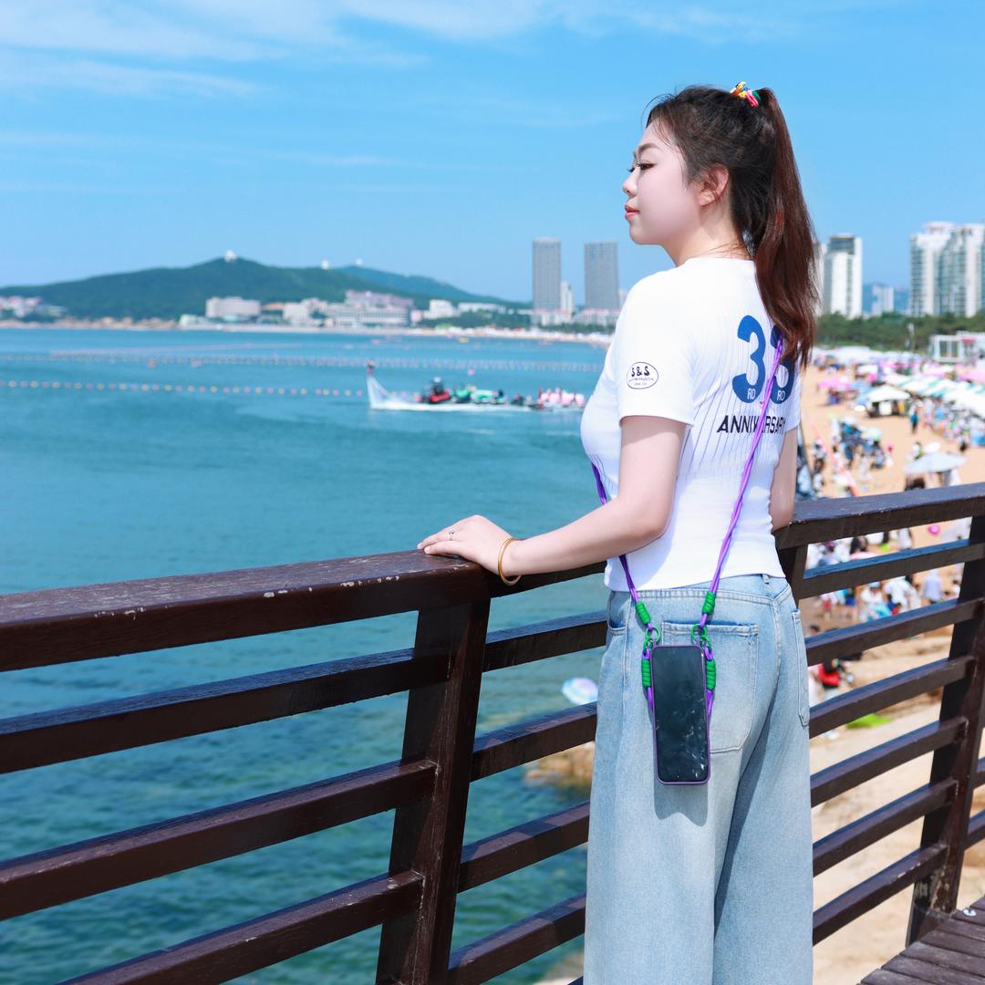 莹莹.