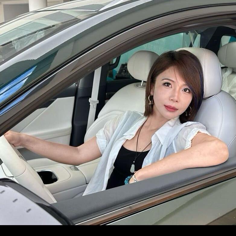 call me呼婷婷♉
