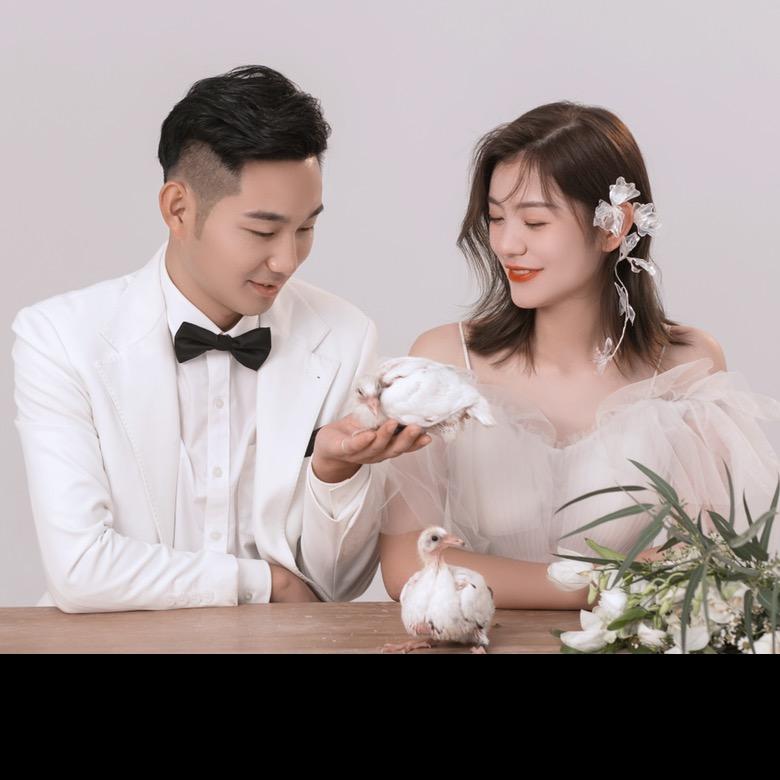 信鸽职业拍卖师-磊子