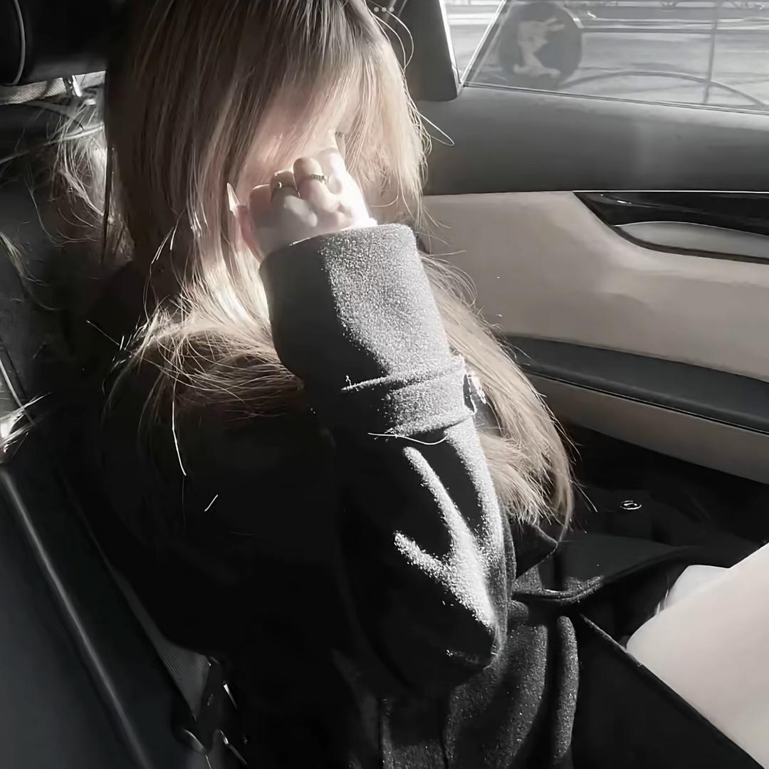 ᥫᩣ֯小萌呀 🐬