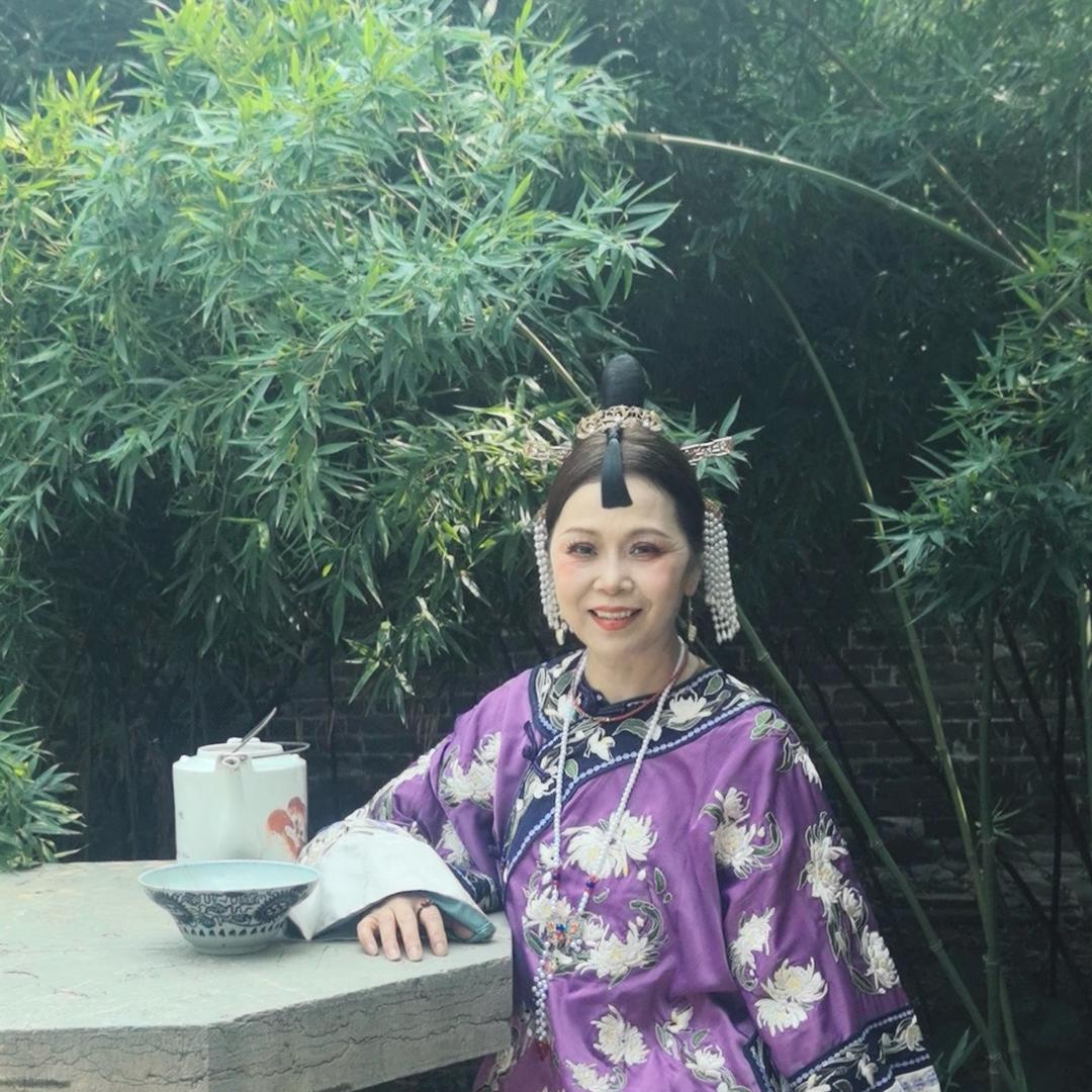 一抹梳妆