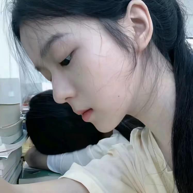 一只王.