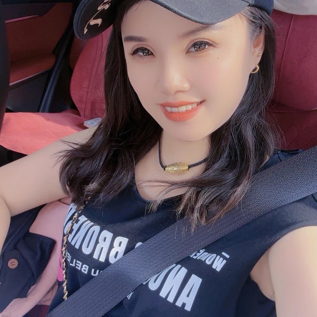 Lucky 洋