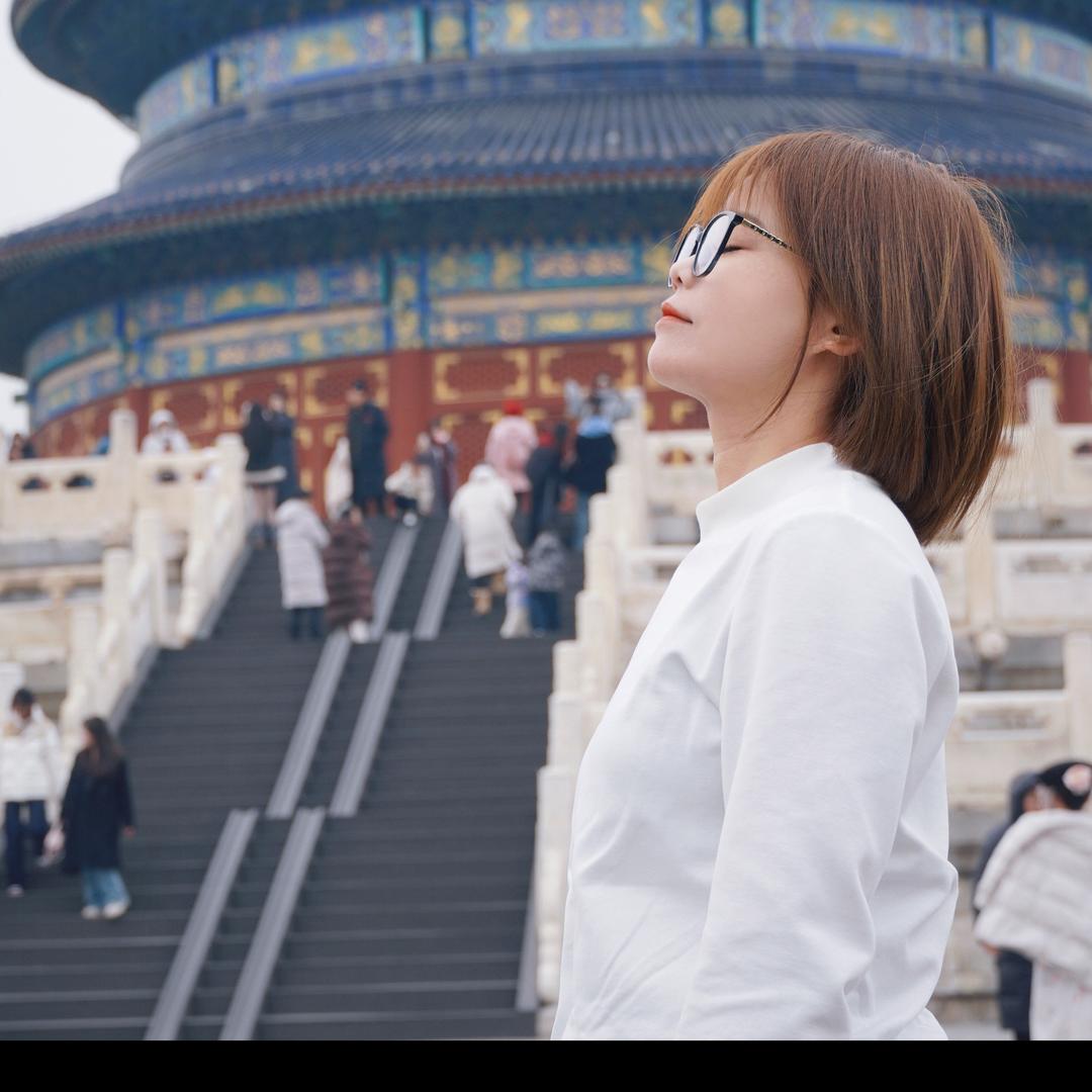 安安老师，专治问题肌肤