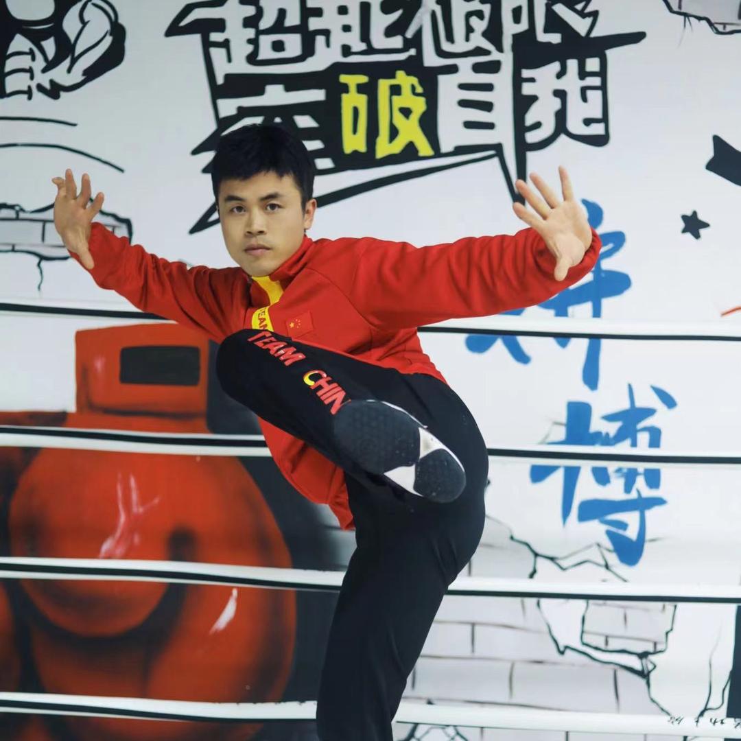 娄星区 教武术搏击的～谢教练