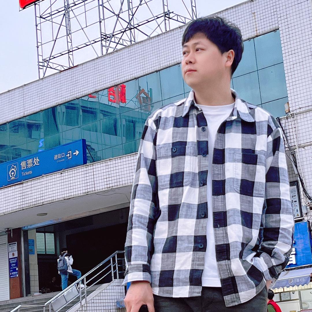 衡阳亮平