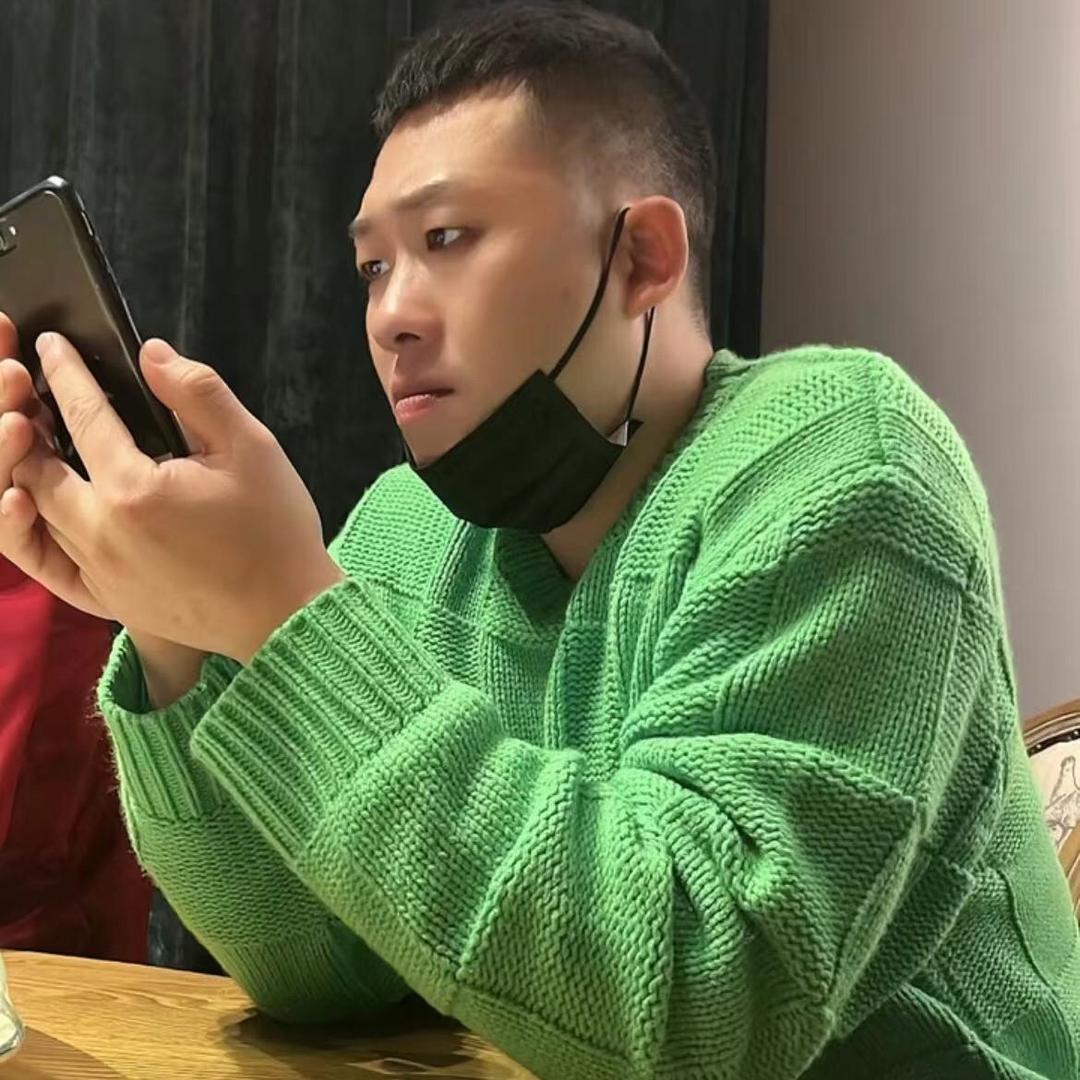 大表哥；