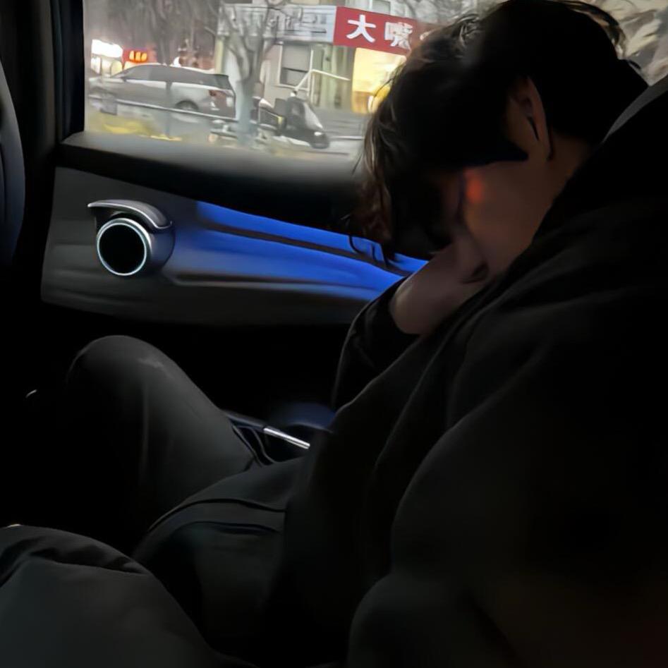 ㅤㅤ李荣浩