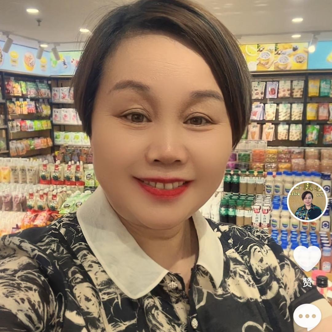 云南食左食右食品批发