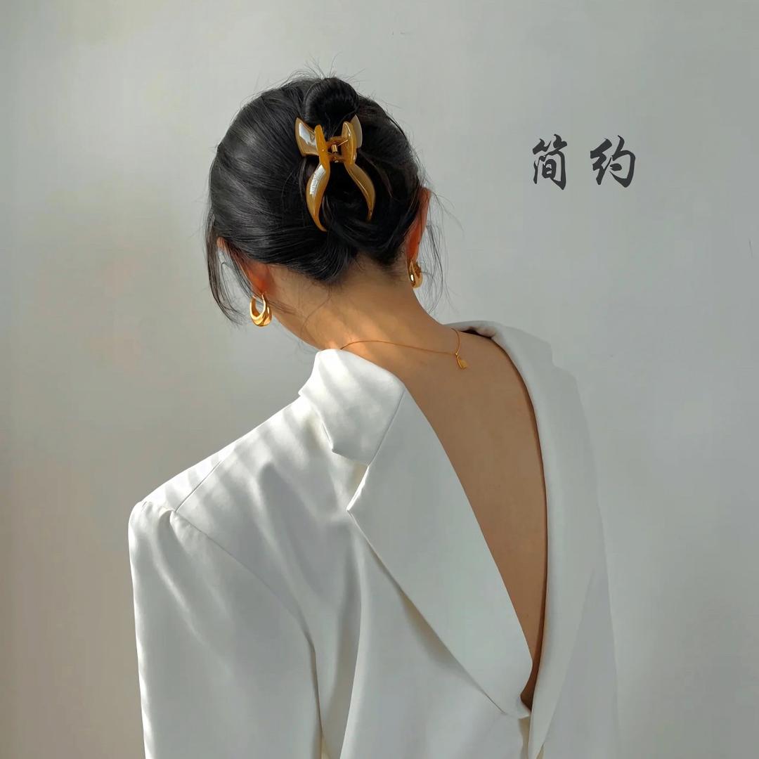 简约 .女装
