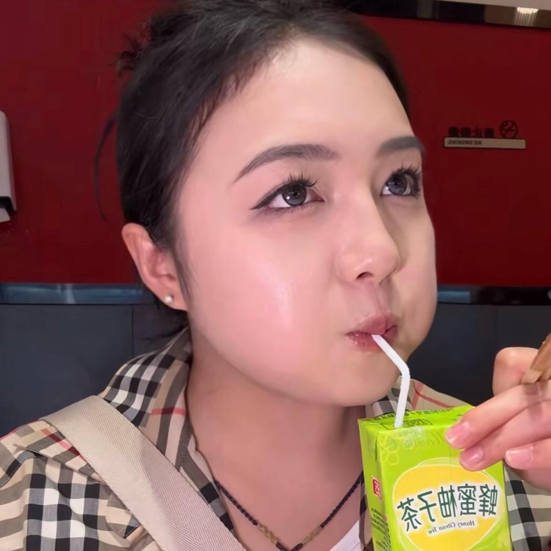 王百万同学