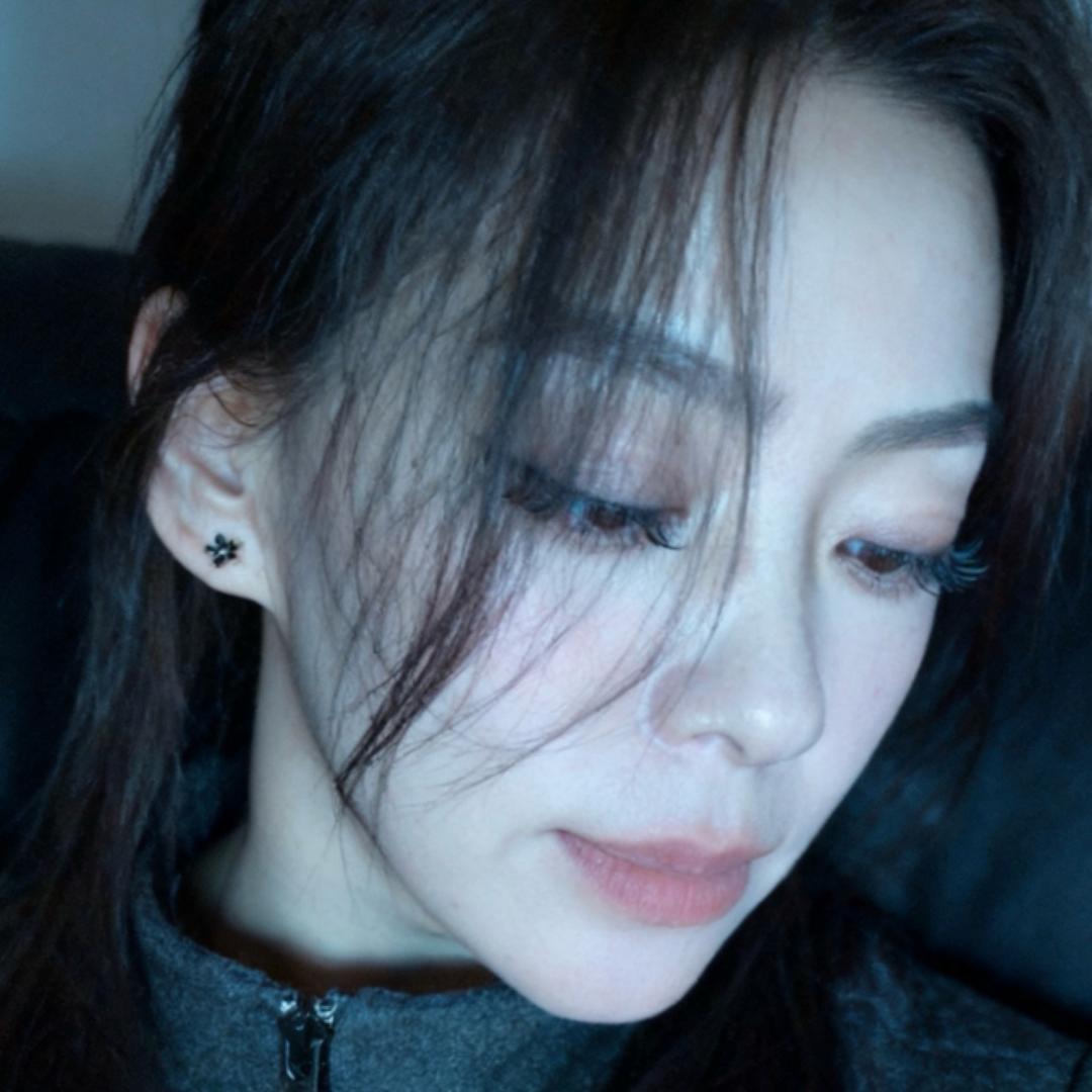 哈尔滨姑娘🔮💡🔑💰🏆🌹🔮