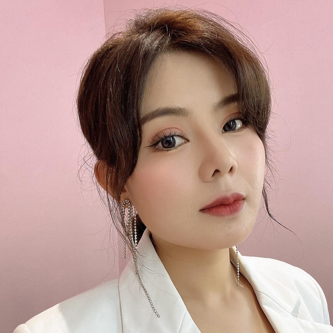 美人策艾美妆园科技美肤馆专用号