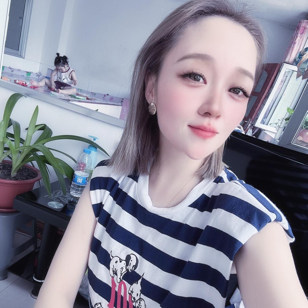 M  M橱窗