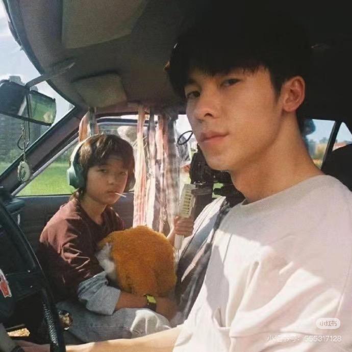 王_