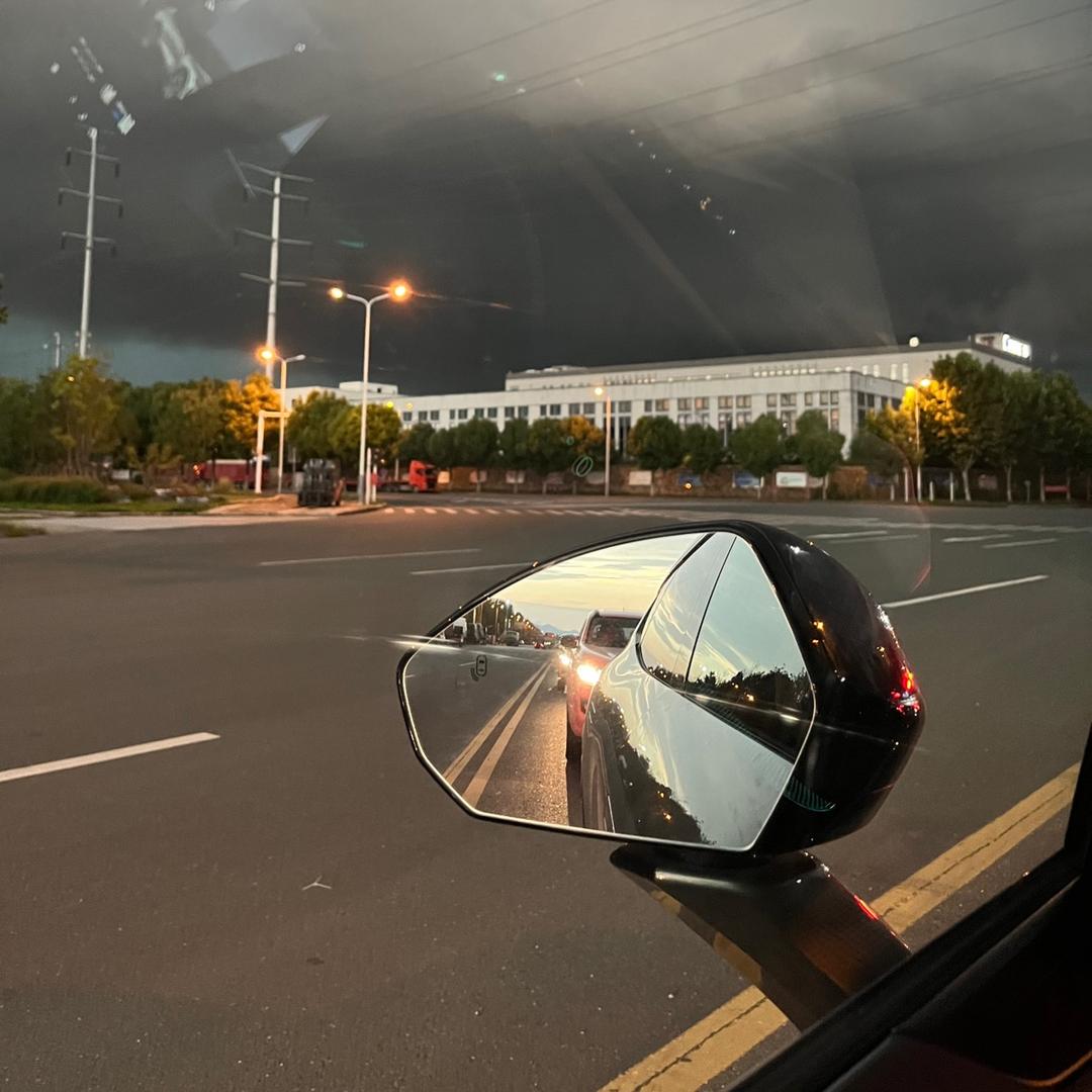 在信阳领克打工