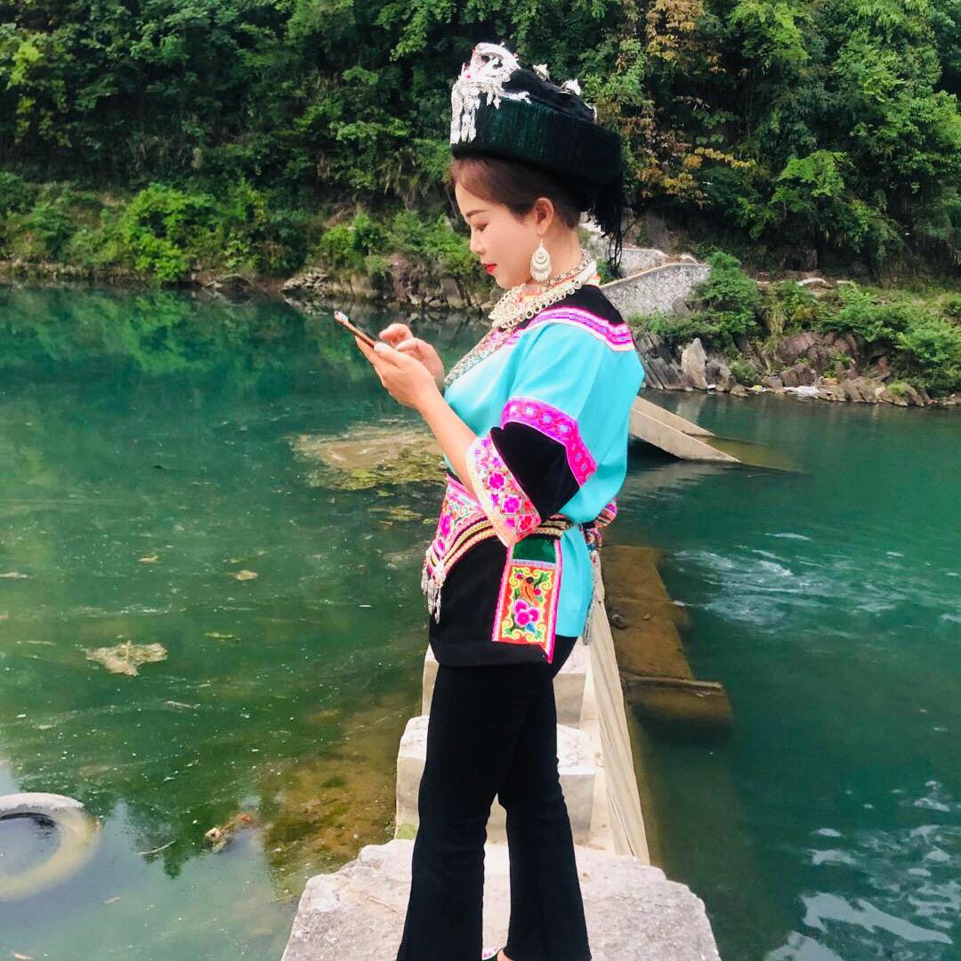 村姑燕子