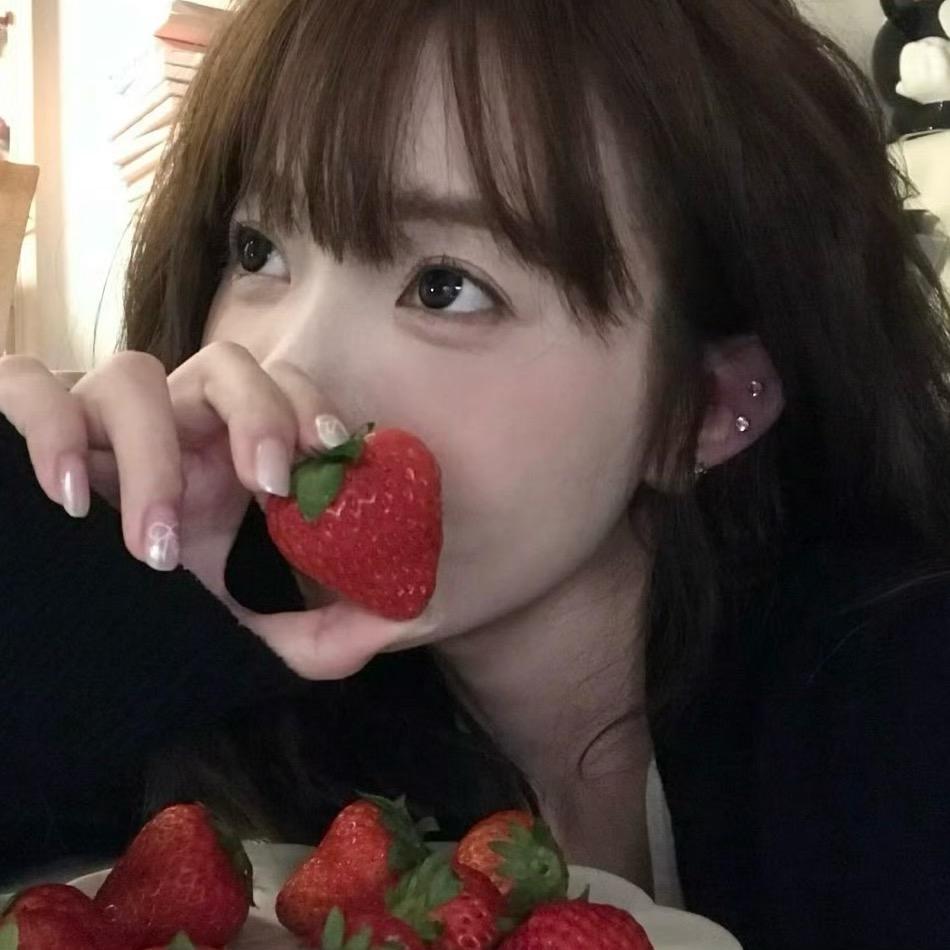 猫茶茶biubiu~