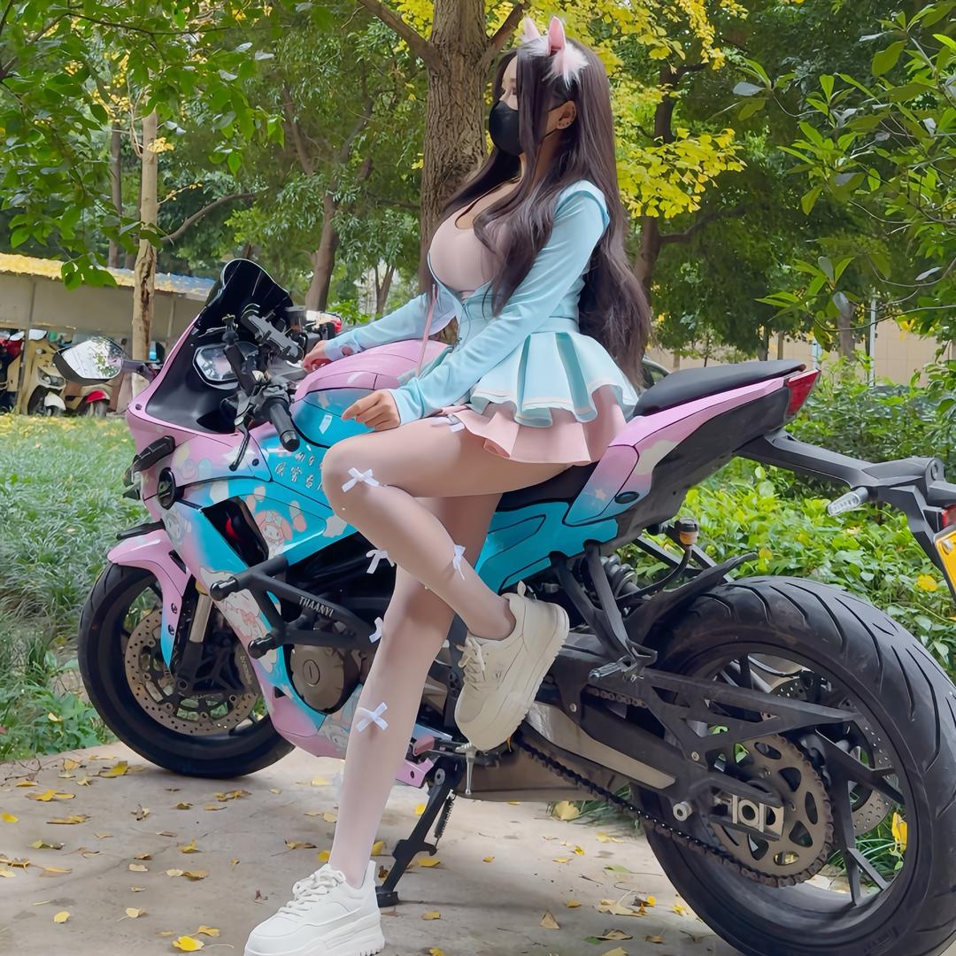 爱吃草莓蛋糕