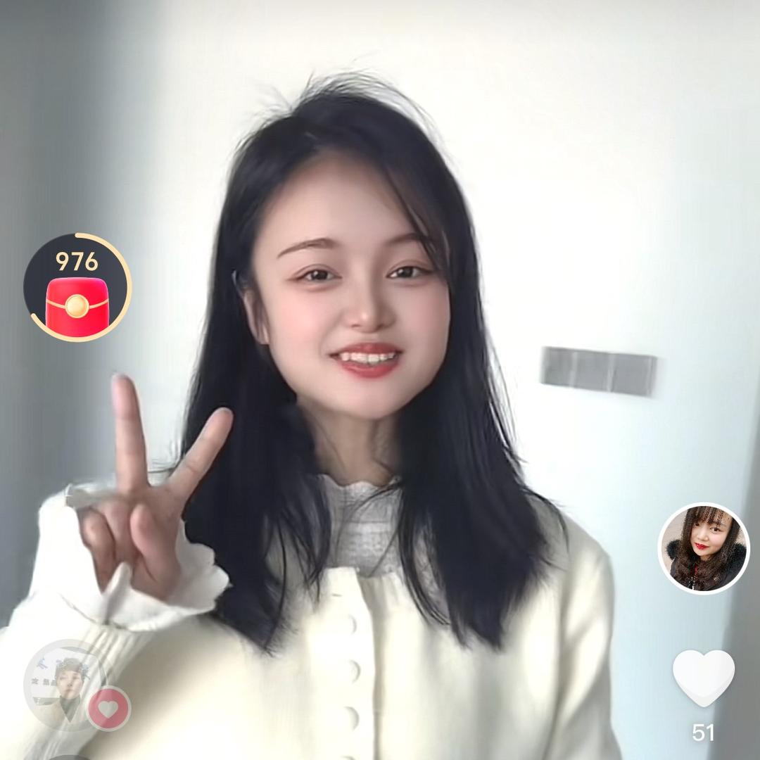 爱笑的女孩运气不会差🥰