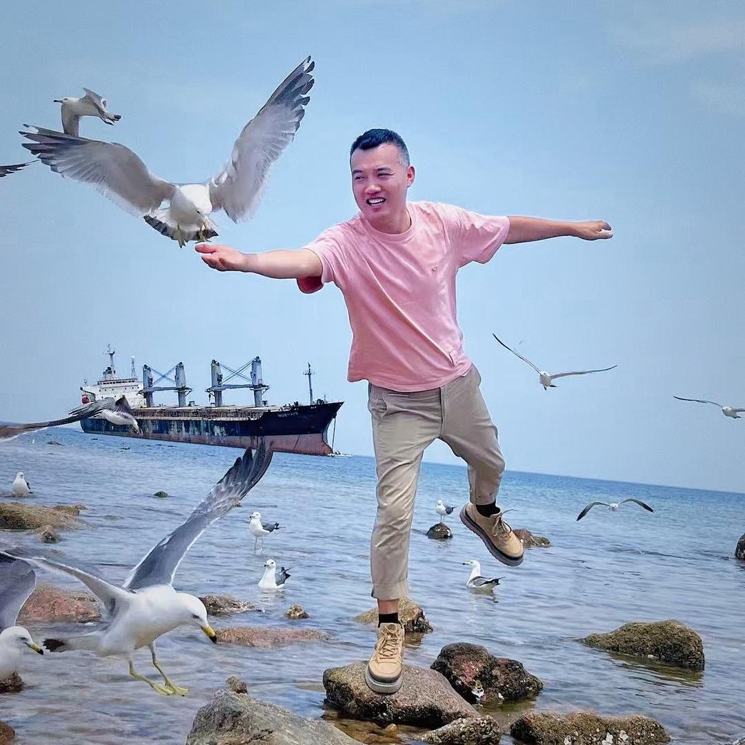 东北小峰（美食推荐官）