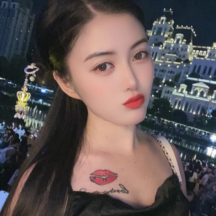 🍃带刺的玫瑰🌹