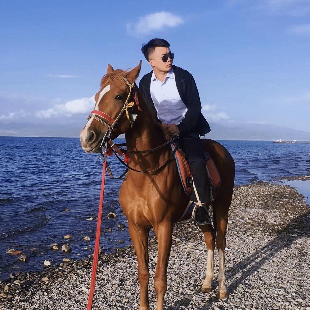 君哥（一个爱折腾的90后）