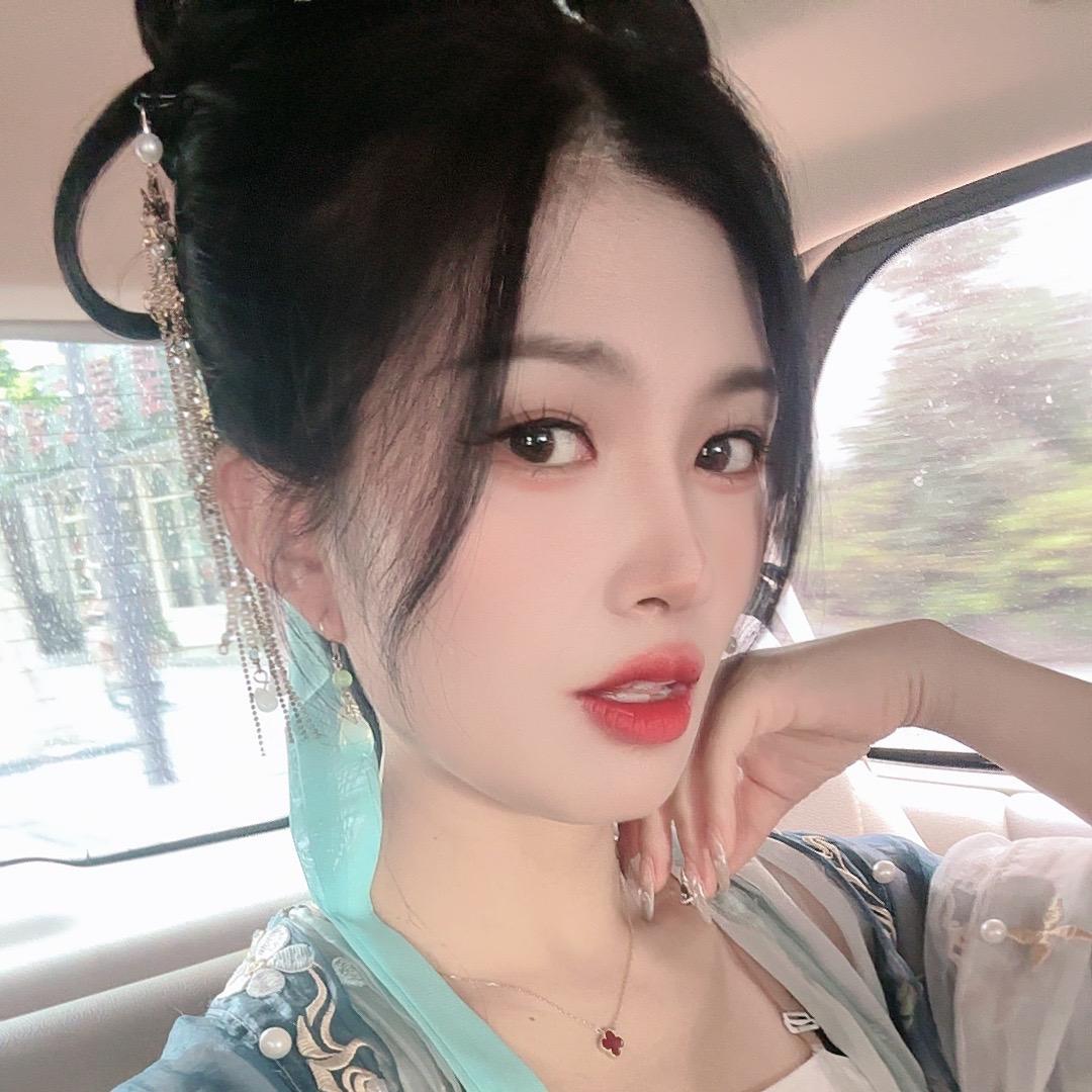 ✨ 🌟阳🍓 ˙ᵕ˙ 🏹