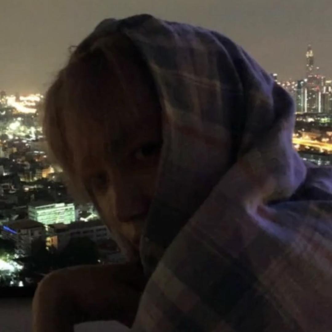 说是为我离开的谎言