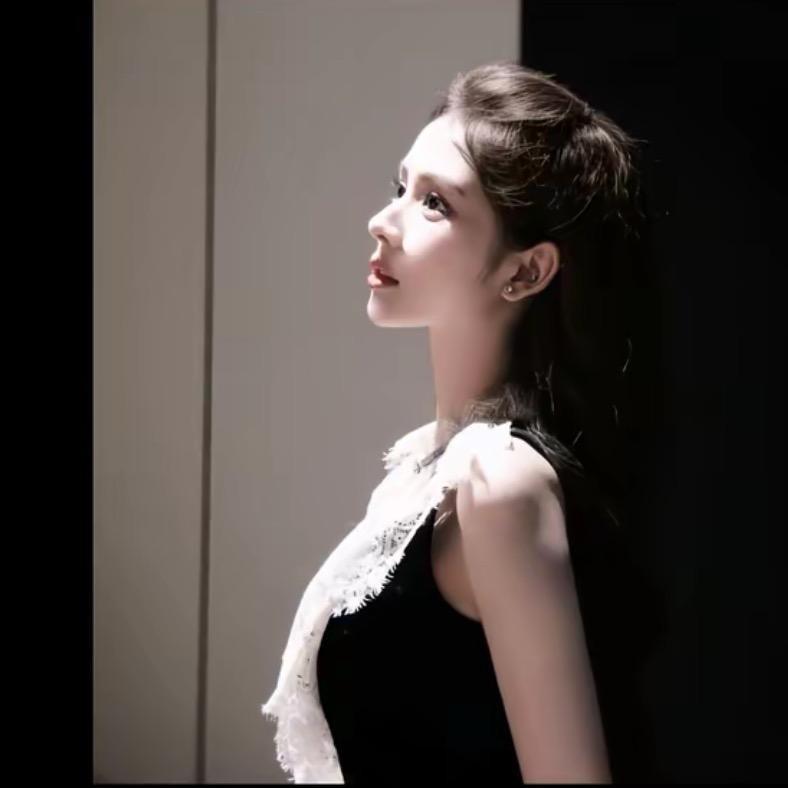 丽丽妮🎀