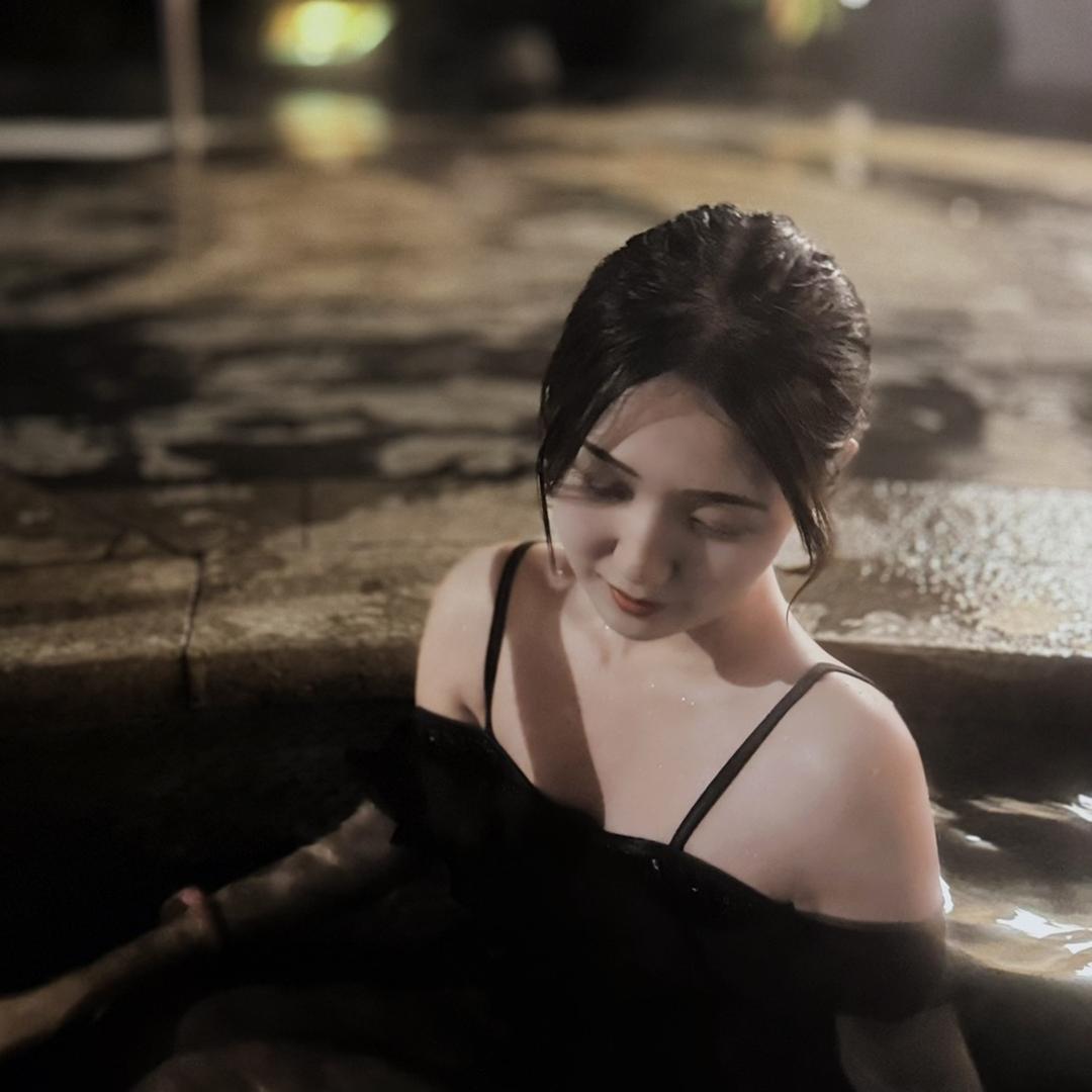 卖凌志的荔枝妹妹