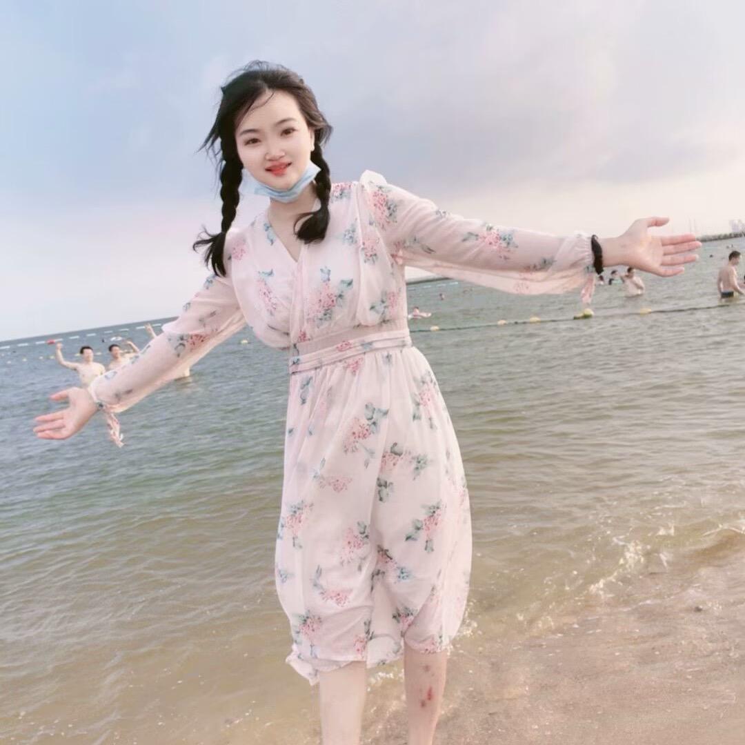 Lu颜颜