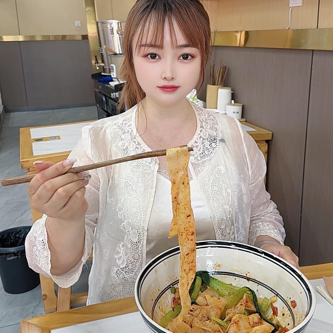 秦关面道油泼面(三姐)